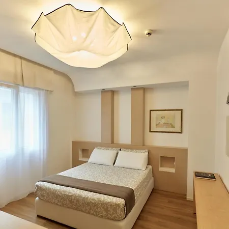 Saraceno With Private