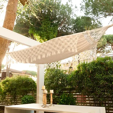 Saraceno With Private