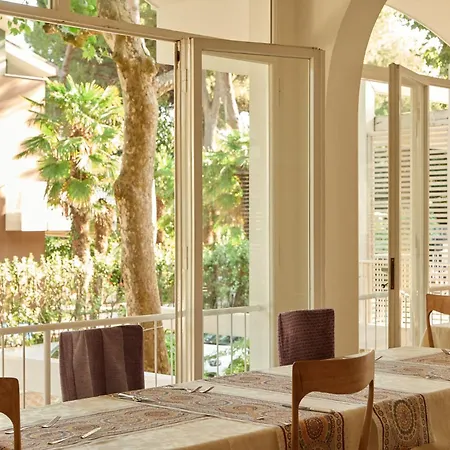 Saraceno With Private Milano Marittima