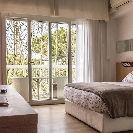 Saraceno With Private Hotel