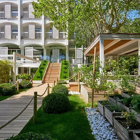 Saraceno With Private Hotel