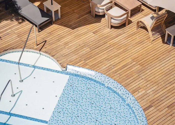 Saraceno With Private Hotel