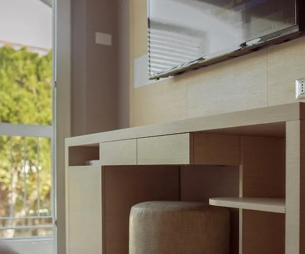 Saraceno With Private