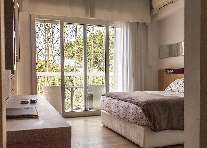 Saraceno With Private Hotel