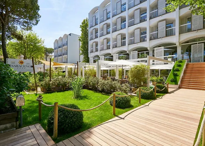 Hotel Saraceno With Private